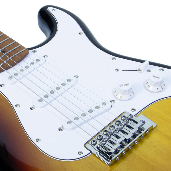 Bosstone SG-03 V.2 3TS - Электрогитара Stratоcaster с чехлом, цвет Sunburst/санберст 