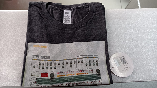 ROLAND CCR-TR90TMC TR-909 - Футболка