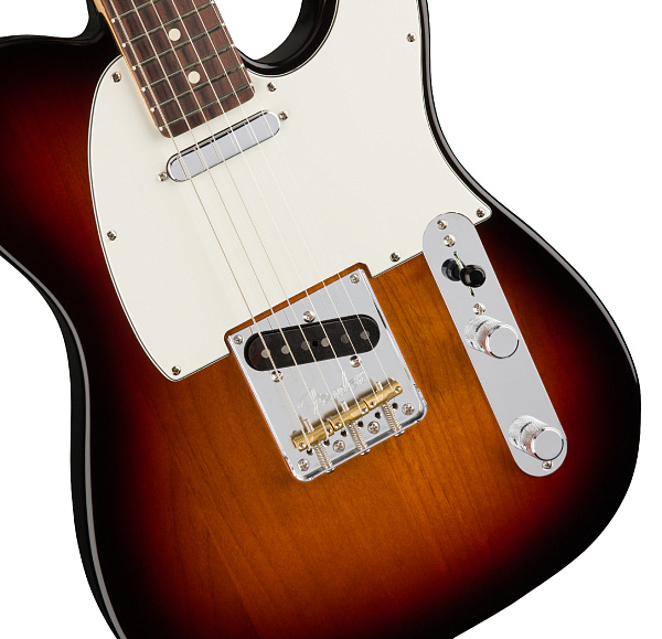 FENDER AM PRO TELE RW 3TS электрогитара 3 цветный санберст с кейсом