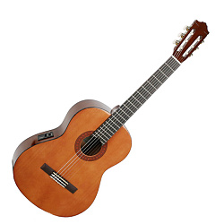 YAMAHA CX-40 Электроакустическая гитара с нейлоновыми струнами.